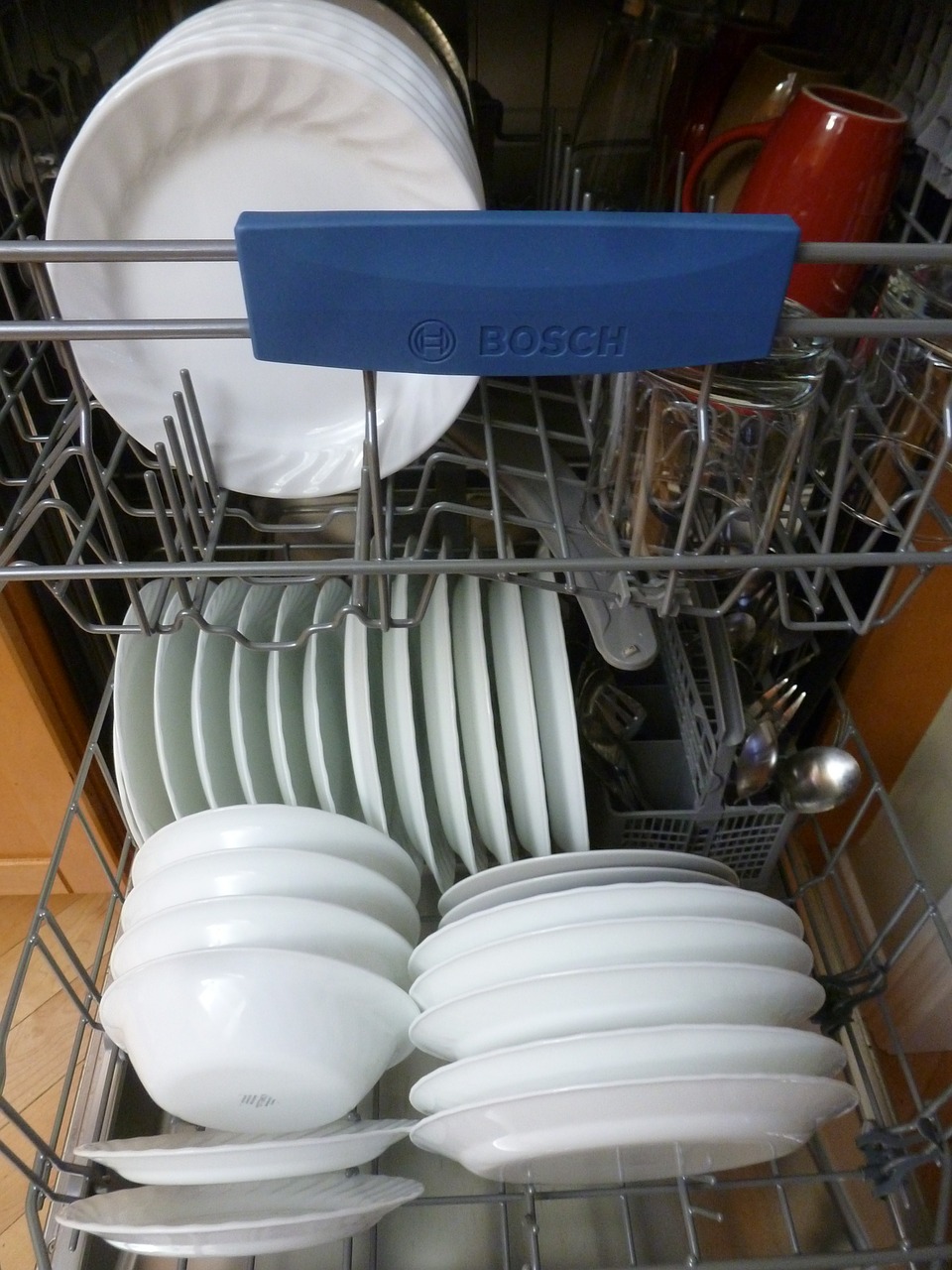 Azaé Haushaltstipp Wie reinigt man die Spülmaschine?